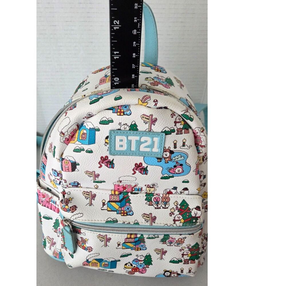 BT21 Retired Holiday Town Mini Backpack White Faux Leather BTS K-Pop - Picture 6 of 8